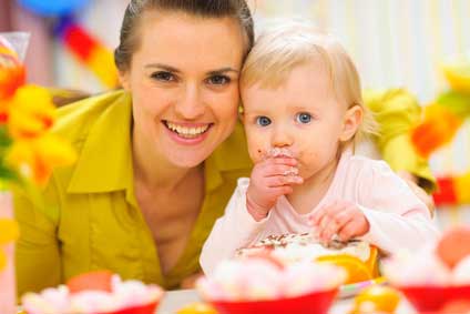 Diversification alimentaire de bébé: quand commencer, quels aliments introduire ?